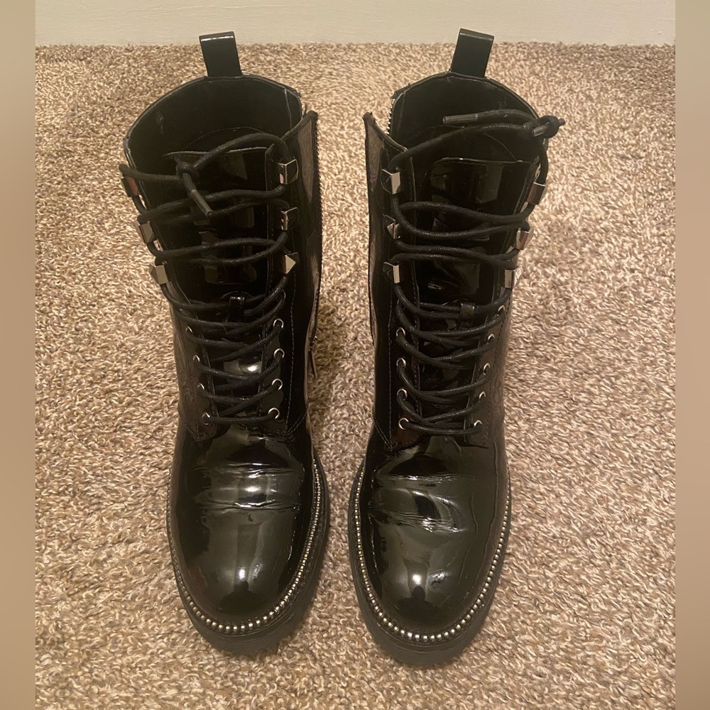 MK booties